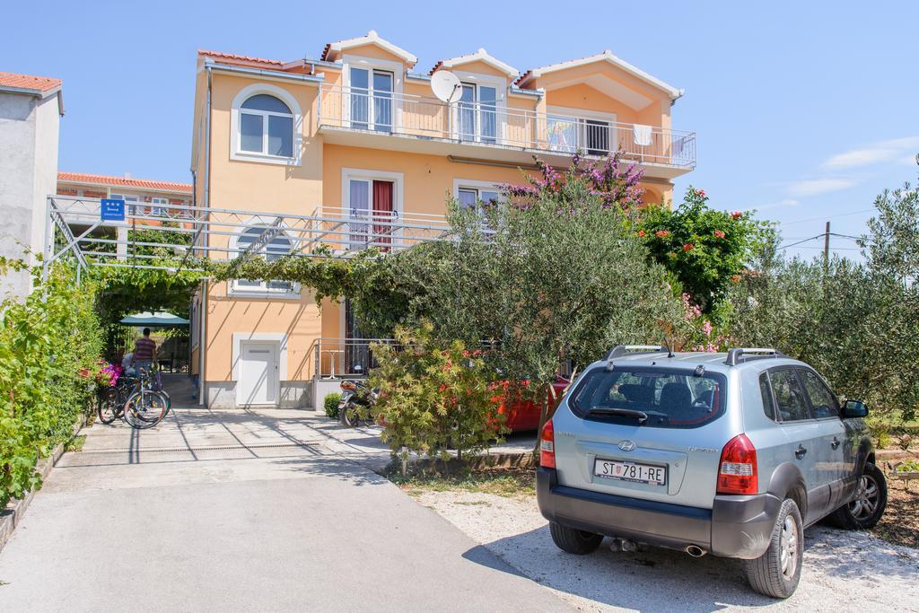 טרוגיר Apartments Grgic מראה חיצוני תמונה