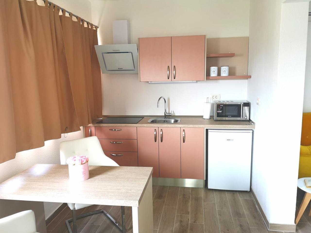 טרוגיר Apartments Grgic מראה חיצוני תמונה